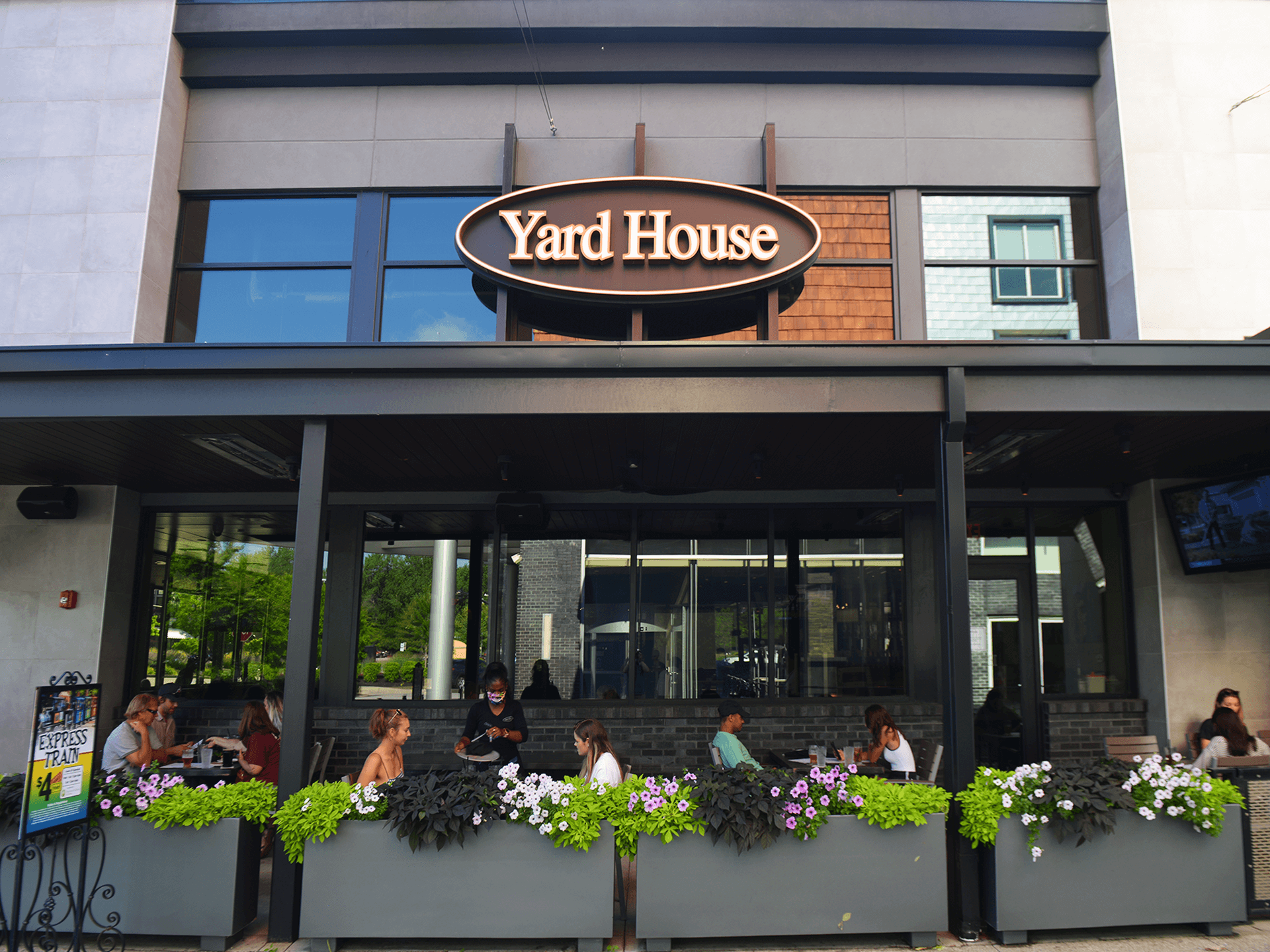 Yard House Wine Tour Patio Edition Yard House Wine Tour Patio Edition