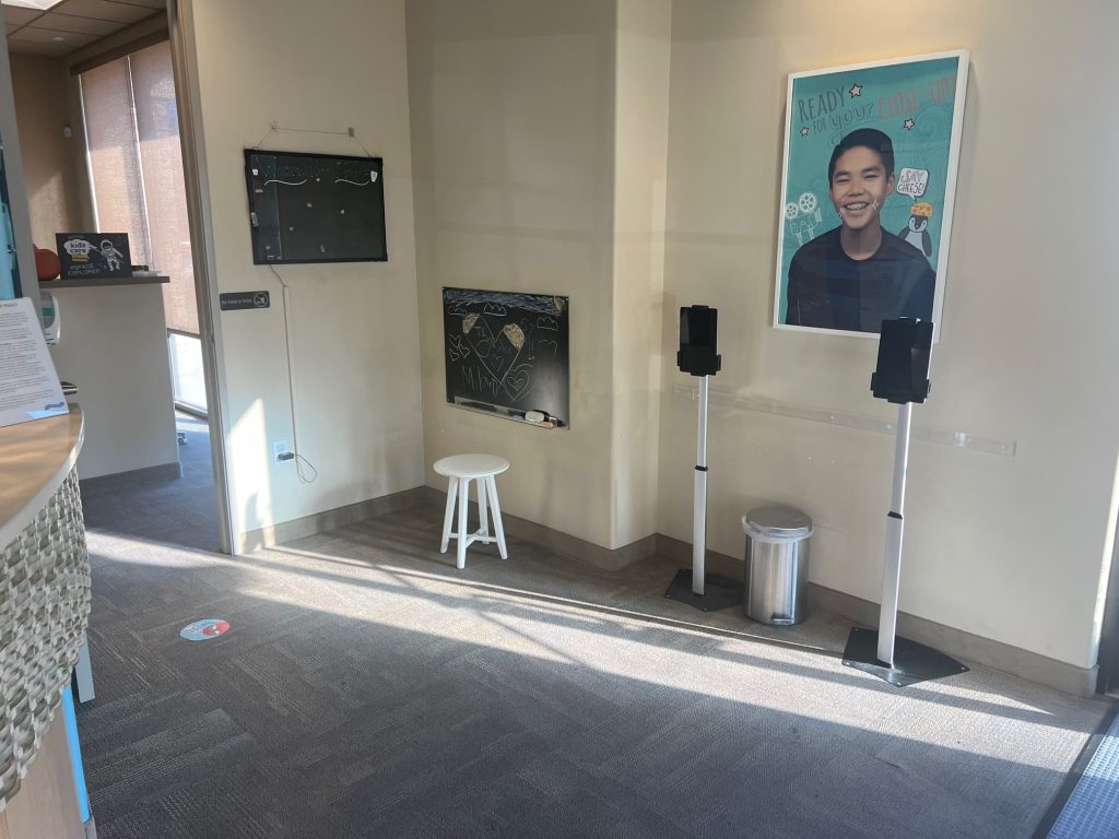 lobby-pediatric-dentist-kids-care-dental-orthodontics-lodi-ca Lobby inside Kids Care Dental & Orthodontics in Lodi, CA