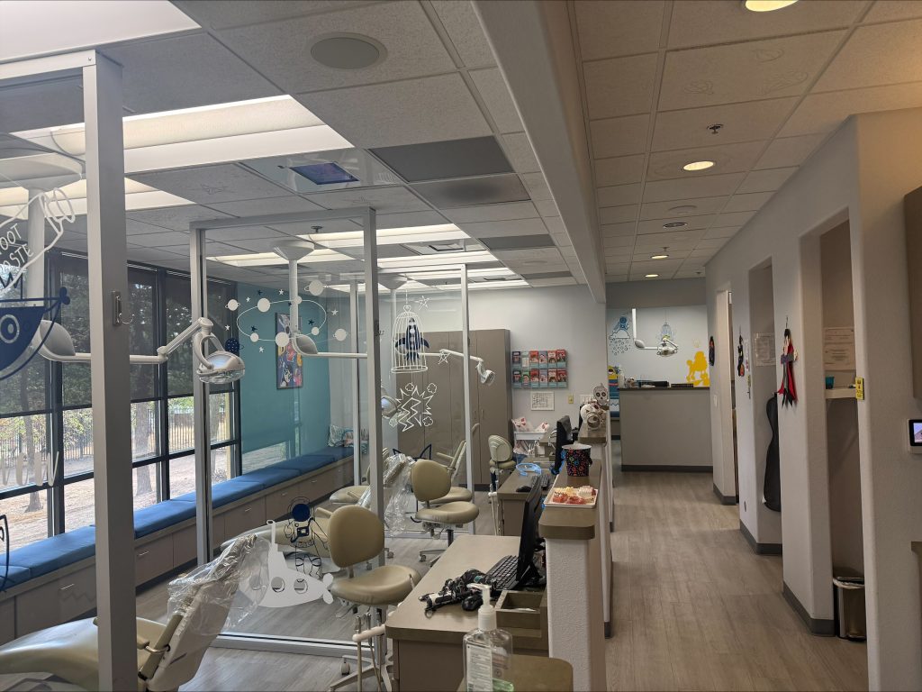 treatment-area-pediatric-dentist-sacramento-ca-kids-care-dental-orthodontics-greenback Treatment area inside of Kids Care Dental & Orthodontics - Greenback in Sacramento, CA
