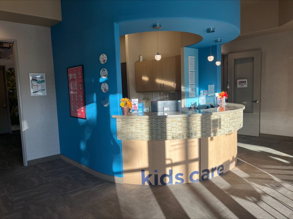 front-desk-rancho-cordova-pediatric-dentist-kids-care-dental-orthodontics Front desk inside Kids Care Dental & Orthodontics in Rancho Cordova, CA
