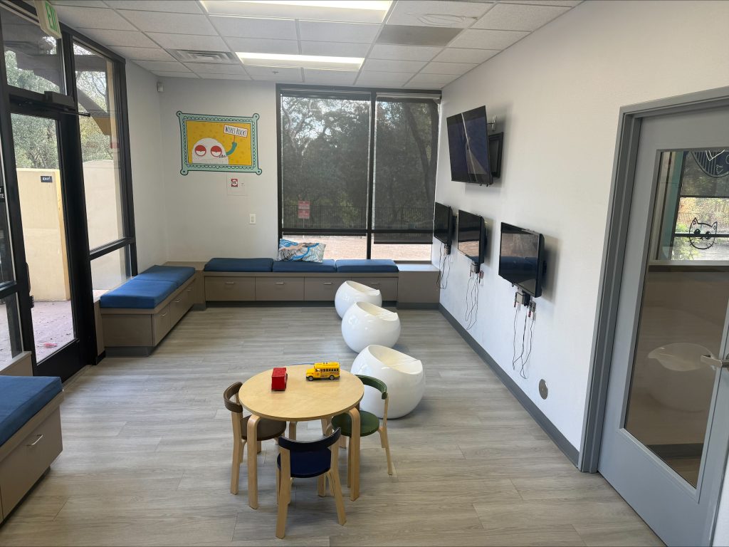waiting-room-pediatric-dentist-sacramento-ca-kids-care-dental-orthodontics-greenback Waiting area inside of Kids Care Dental & Orthodontics - Greenback in Sacramento, CA