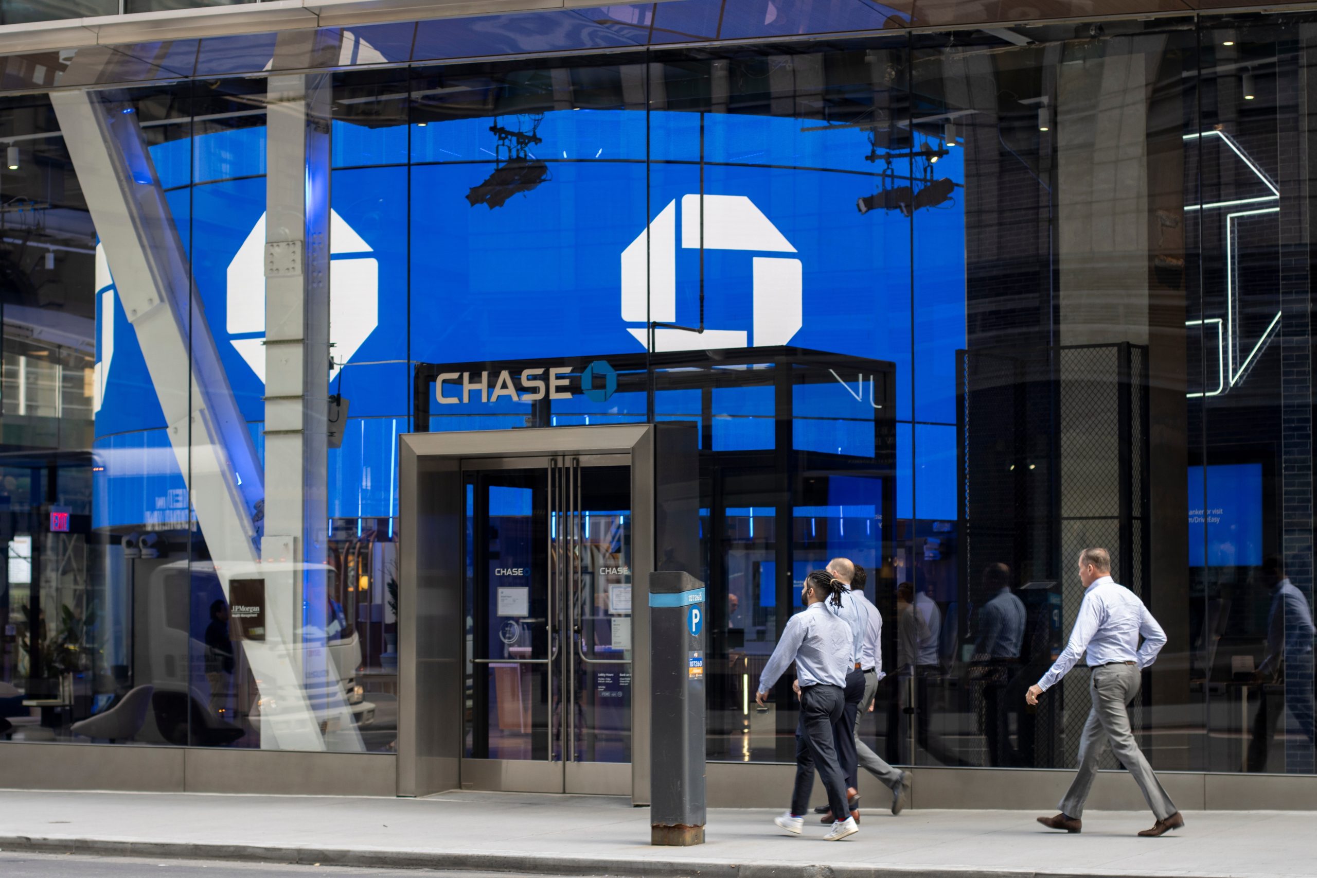 Chase Bank NYC Large Digital Sign